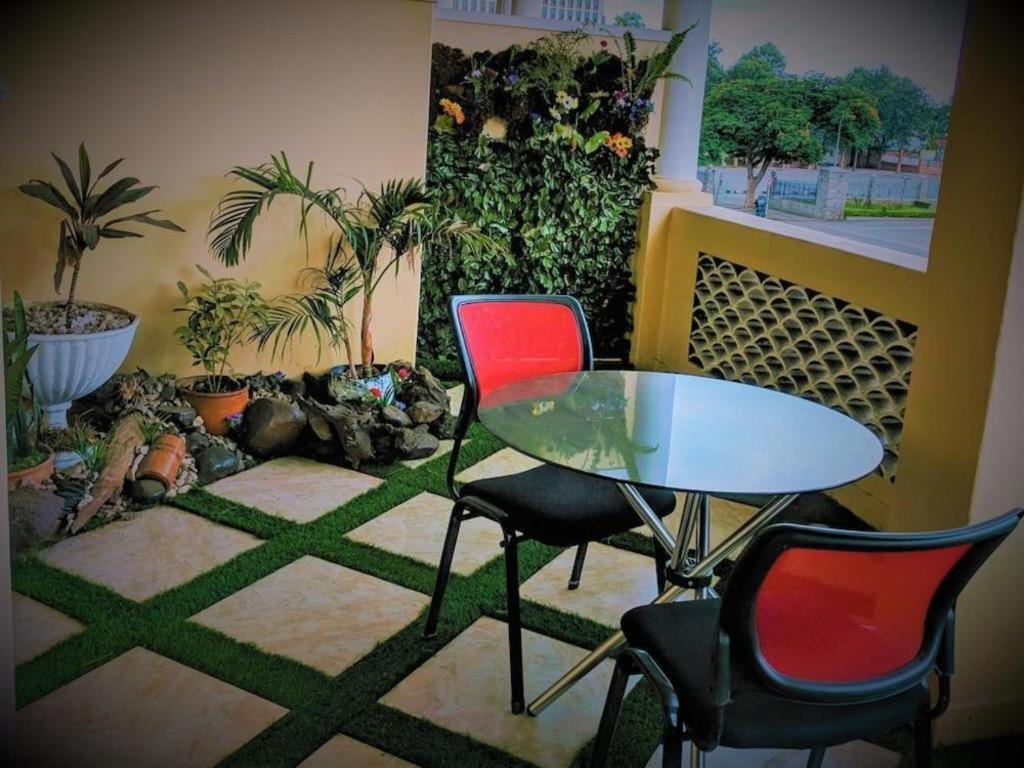Selborne Hotel Bulawayo Luaran gambar