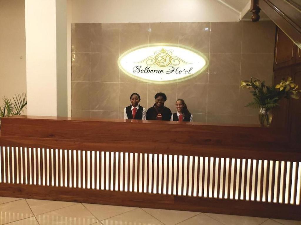 Selborne Hotel Bulawayo Luaran gambar