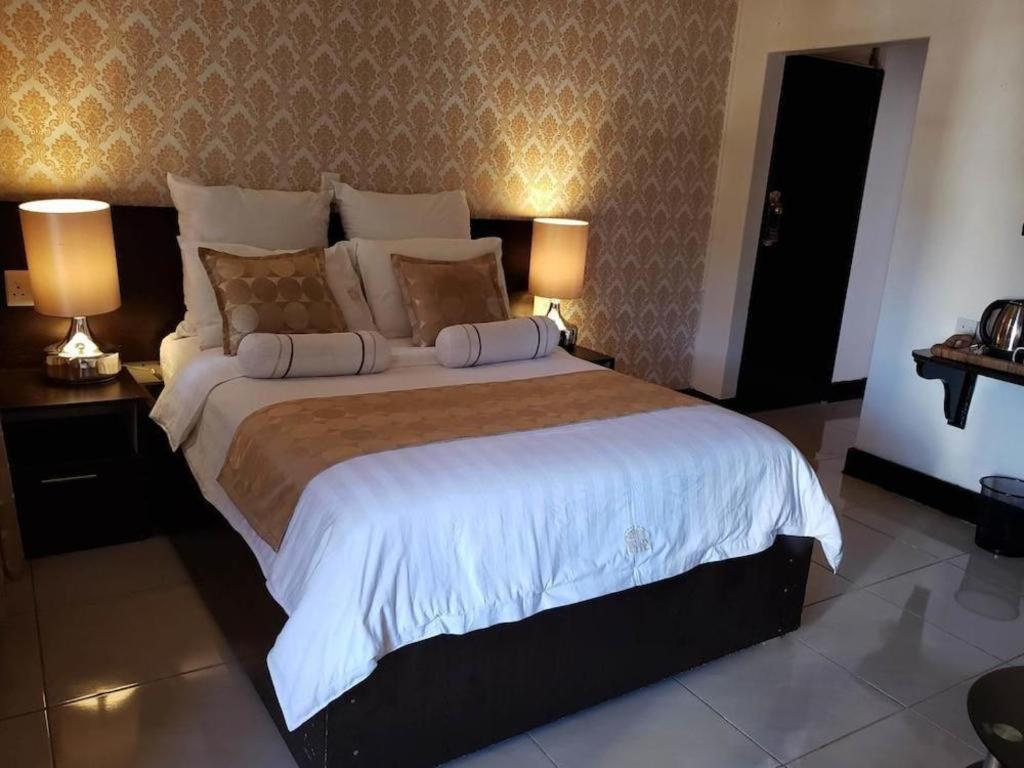 Selborne Hotel Bulawayo Luaran gambar