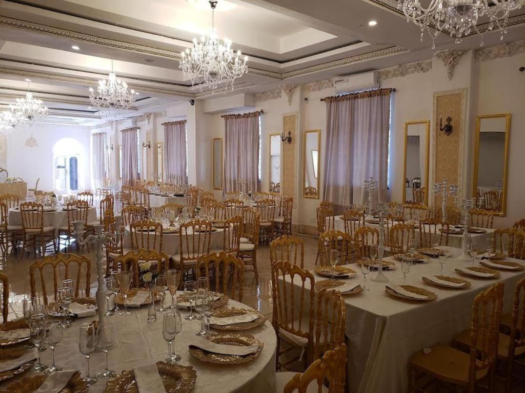 Selborne Hotel Bulawayo Luaran gambar